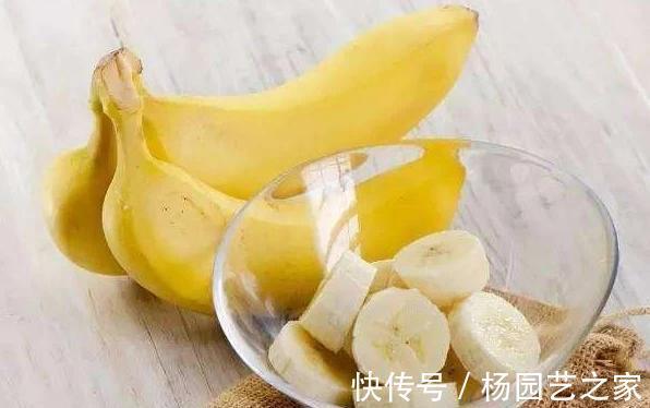 燕麦|肠道的“润滑剂”,便秘的人常吃,排宿便清肠道,体重“嗖嗖”降