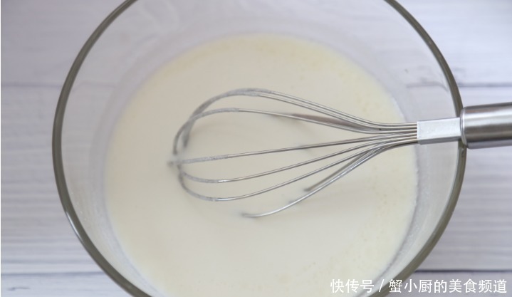 白砂糖|5块钱就能做的小点心，软糯香甜，一口一个越吃越香，比买的强