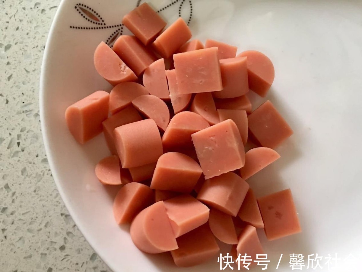 黑芝麻|吃剩的馒头别扔，搭配蛋液，做出好吃的馒头蛋饼，早餐好选择