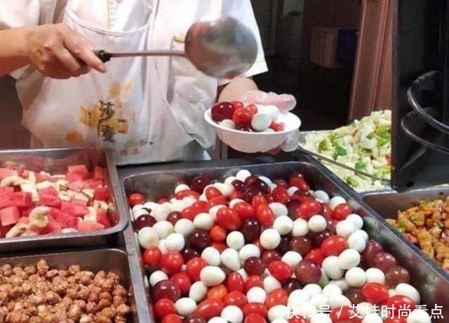 让大婶不手抖的食堂神菜!厨子脑洞大开,这下可苦了大学生们了!