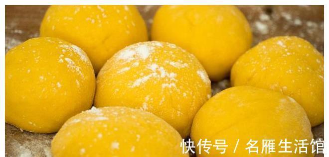 做法|玉米面不要再做老一套了,教你换个新做法,柔软细腻,外焦里嫩