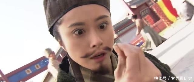 电视剧“女扮男装”,为何不容易被识破?网友:现代人学不来!