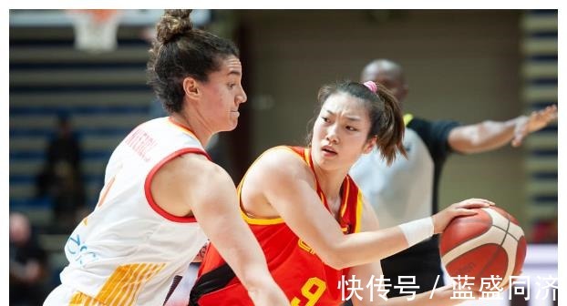 中國隊(duì)|18分鐘砍28分！女籃鋒線尖刀傷愈歸來 她若在亞洲杯還會(huì)輸日！
