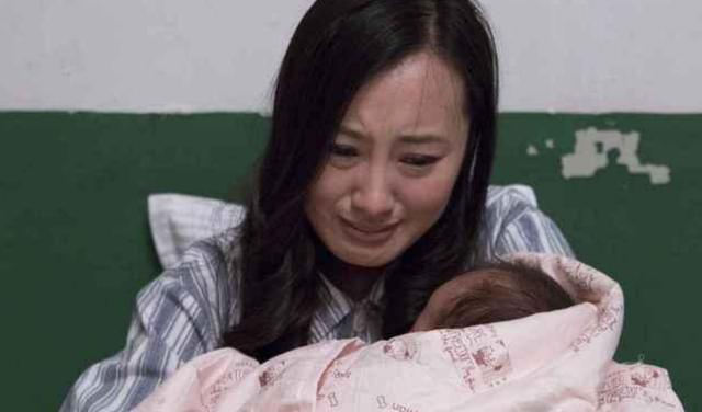 衰老|80后宝妈生娃后不久,“一夜衰老”成了“老太太”,现在情况咋样