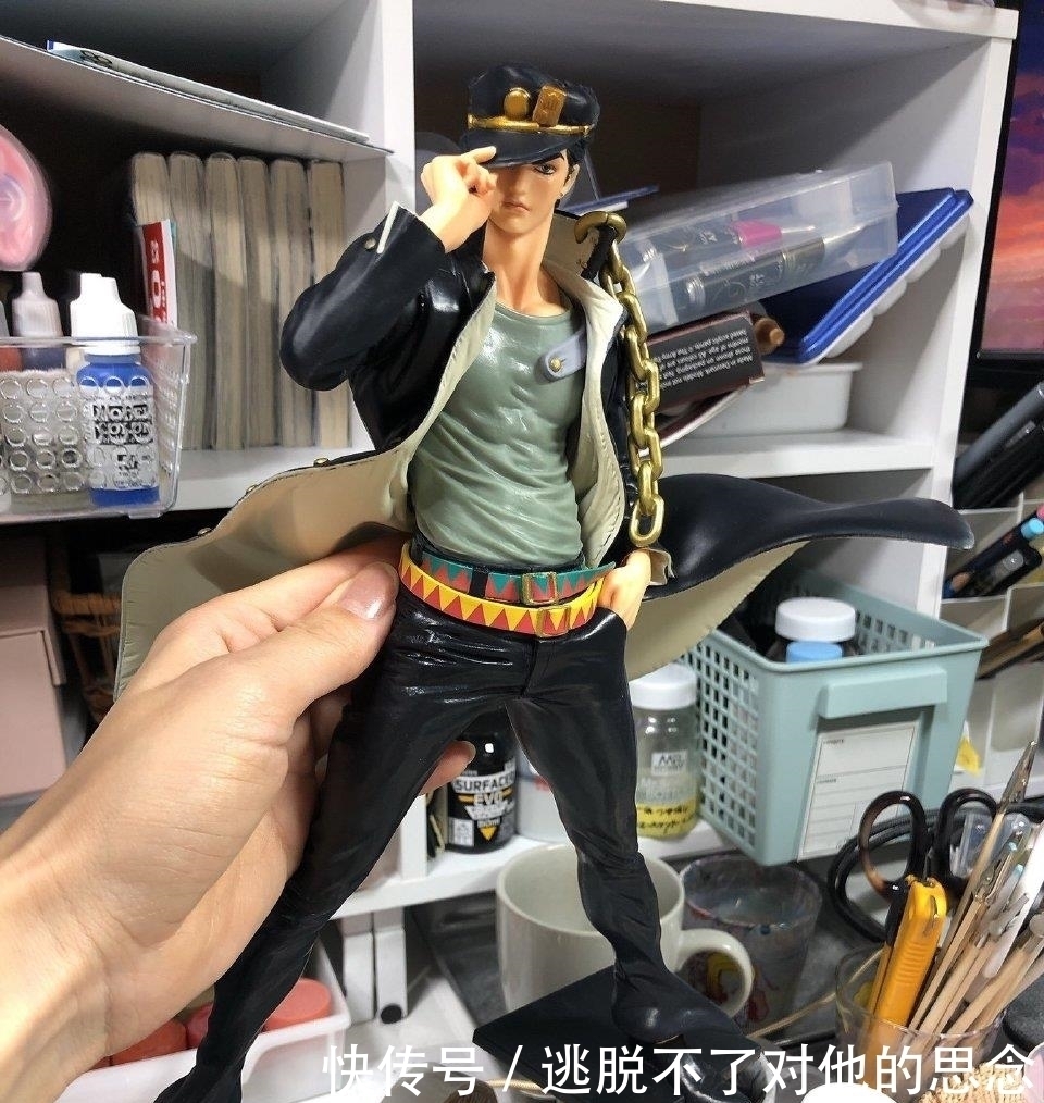 jojo的奇妙冒险|网友二次改造手办，按个人喜好给手办做涂装，立体手办像纸片