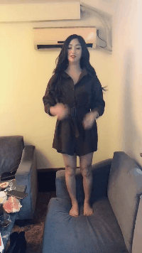 |搞笑gif段子:让我们把工作提升到一个新的高度