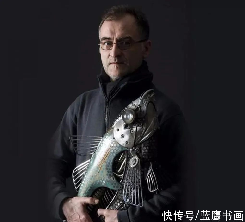  创作|艺术家变废为宝，将各种垃圾收集起来，创作出了完美的艺术品