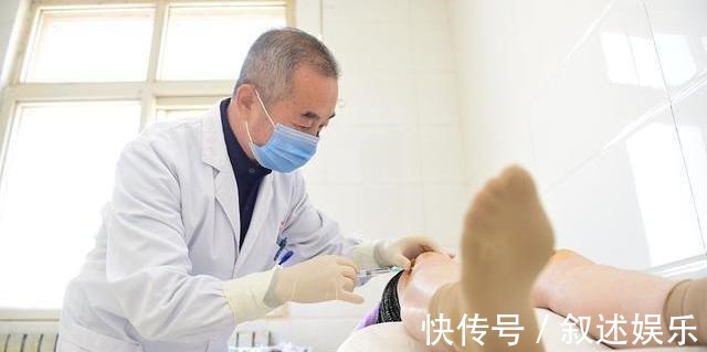 钙质|女人50岁后，容易发生骨质疏松，吃4物，做2事，美容养颜又补钙