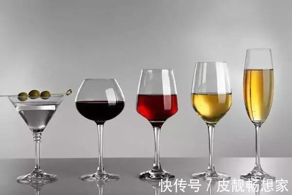 肉制品|餐桌上常见的6种食物，是一级致癌物！为了健康，少吃一口是一口