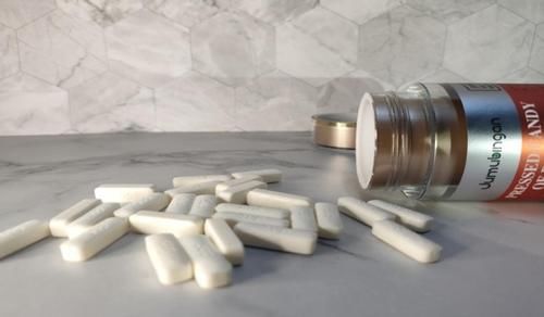 继发性|骨质疏松就怕“1白”,不是牛奶,若你喜欢吃,骨骼结实不易折