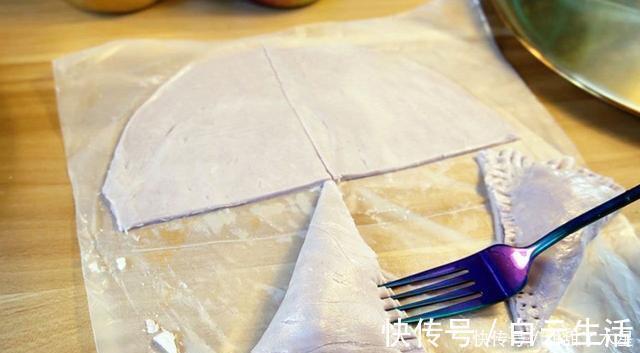 紫薯|不用揉面不用起酥,就能做出酥脆可口的苹果派,一口咬下料超足