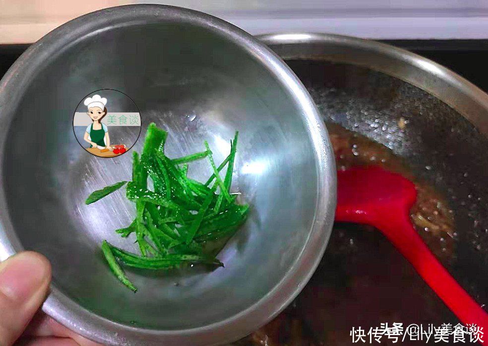 鲜香|夏天，不管有钱没钱，这肉多给孩子吃，味道香营养足，一盘不够吃