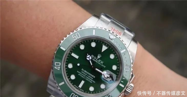 买劳力士留着会贬值吗?