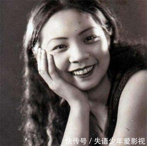 她因名字太高雅被人排挤,校长换个土气点的,结果红遍祖国大地