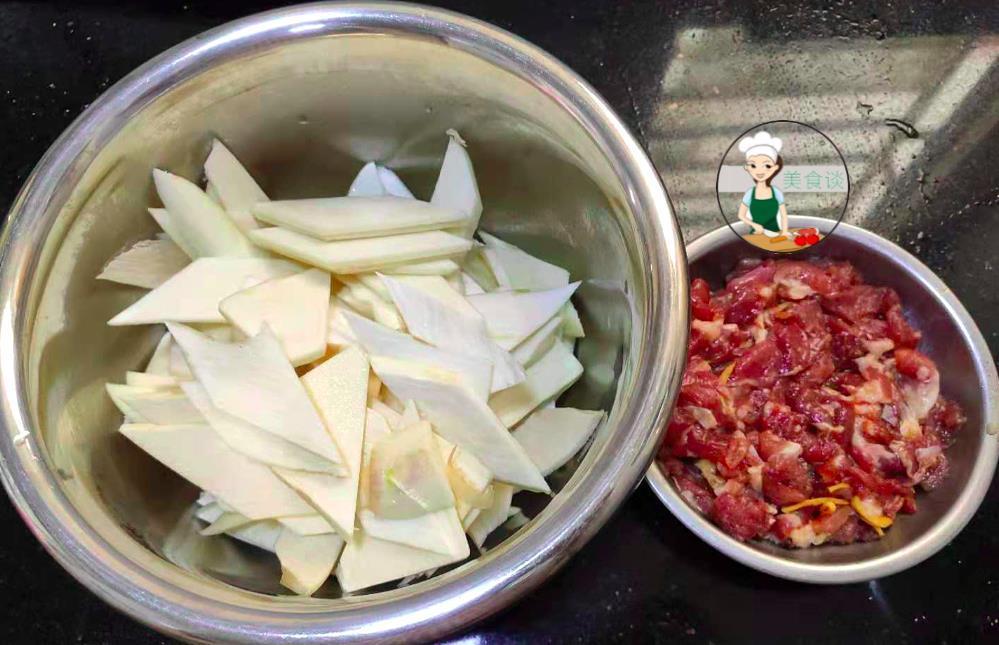 爽口|夏天记得多吃此,简单一炒,鲜滑爽口,低脂饱腹,多吃还美白嫩肤