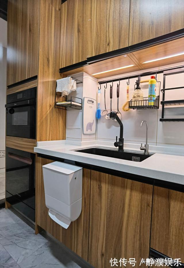 床头|越来越流行不做电视墙,学她家装修,入住三个月生活幸福美满