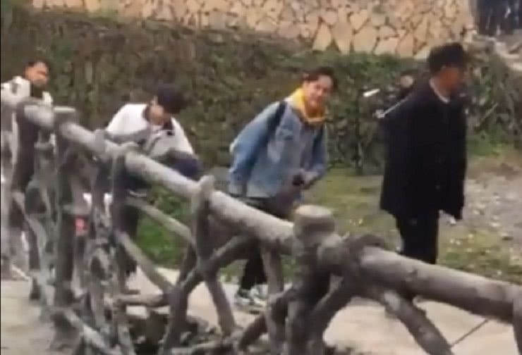 何炅|《向往的生活》路透,何炅黄磊彭昱畅进村,四位“新成员”引瞩目