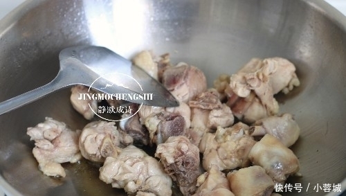 土豆|天热不想下厨,学学此懒人饭做法,饭菜一锅齐,比叫外卖都快