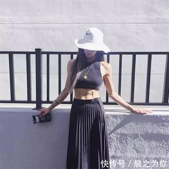 膝盖|韩国健身女神，身材饱满性感迷人，肌肉身材丰腴还紧致，真养眼