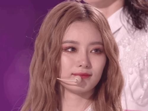 徐艺洋错失出道位后，张艺凡撒谎言论被翻出，网友单纯人设崩塌