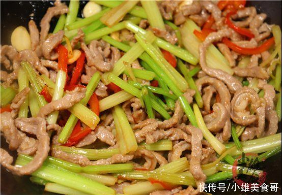 瘦肉|炒瘦肉有人放淀粉，有人放蛋清，都错了，教你小技巧，嫩滑不柴