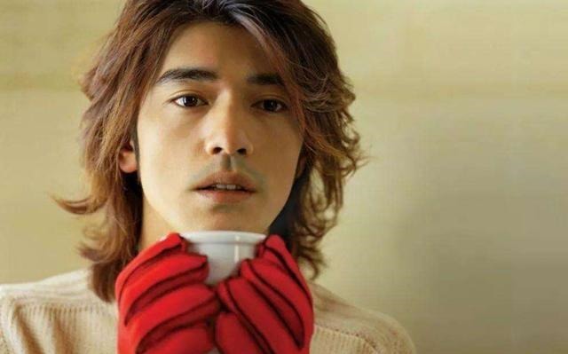 山鸡|他本是“山鸡哥”原定人选,因太帅被淘汰,却意外成就了陈小春