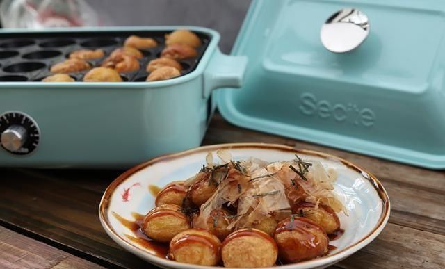 风靡小吃街的章鱼小丸子,在家自己做,超简单,一次就成功了