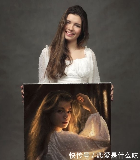 超写实&超写实可以画到多逼真?当模特站在画作旁边,你就知道了