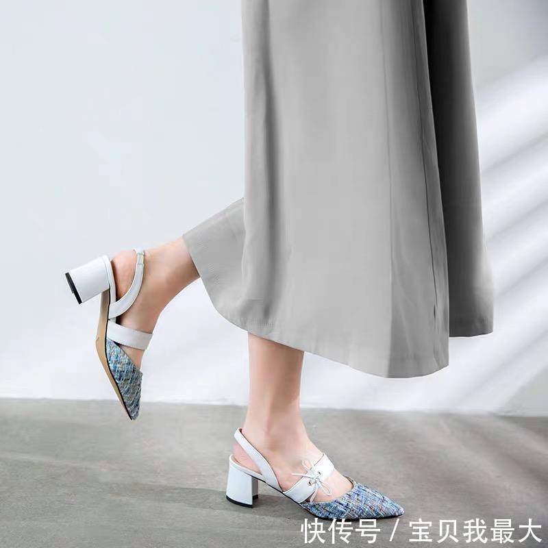 鞋面 凉鞋怎么穿算时尚穿简约不简单的一字带凉鞋,精巧之处凸显女性魅力
