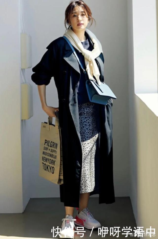 卫衣的8种叠穿法,都是今年秋冬流行的