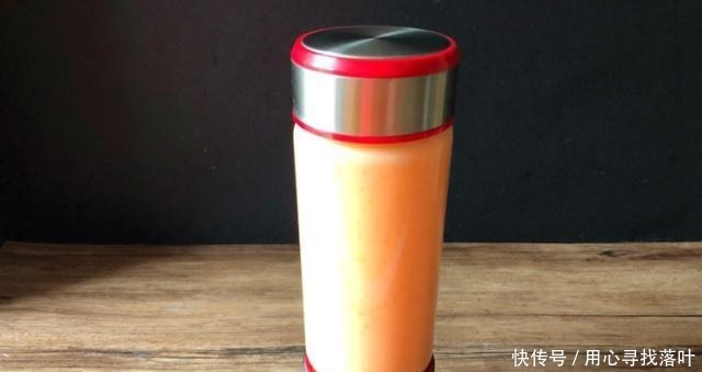 它被称为“百益之果”，和牛奶是最佳搭档，女人常喝皮肤水灵灵