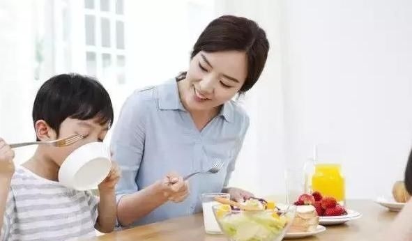 地沟|3物“夺走”孩子的身高!比地沟油还可怕,医生:家长别不在意