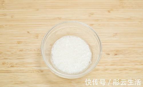 豌豆|黄色的玉米、绿色的豌豆、橙色的胡萝卜让粥丰富多彩,养眼又美味