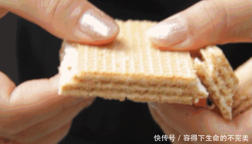 超市有4种“尴尬”饼干,比奥利奥好吃却无人问津,导购:不识货啊!