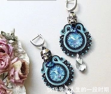 蛇腹线 款式各不相同,蛇腹线手工饰品展示了独特的美