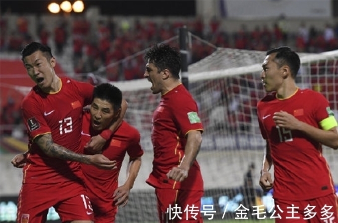 李铁|憾平澳洲黄健翔怒喷国足大水货,坑惨归化球员,若无他或已出线