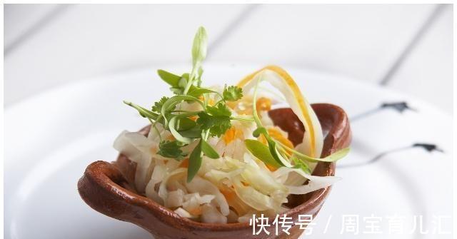 菜汤|高血压的人,饮食上多有6个共性,改得越早,血压越好!