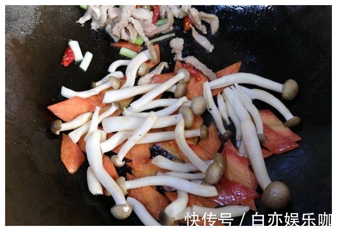 食材|补铁是猪肝的2倍，是菠菜的25倍，只需简单炒一炒，补铁效果1