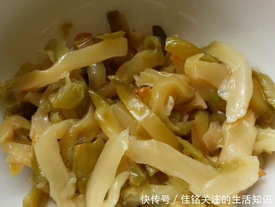  深受|中国最有名的5大咸菜，个个都是米饭杀手，深受老百姓喜爱