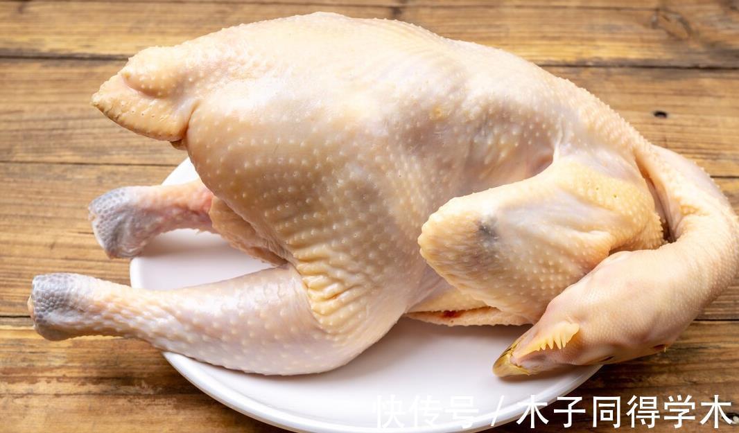 多汁|葱油鸡,一道做法简单的广东名菜,葱香十足,鲜嫩多汁又好吃