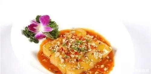 八道酒楼旺销特色菜!