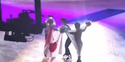平昌冬奥会|羽生结弦决赛出现重大失误,摔倒两次无缘奖牌,4A挑战接近成功