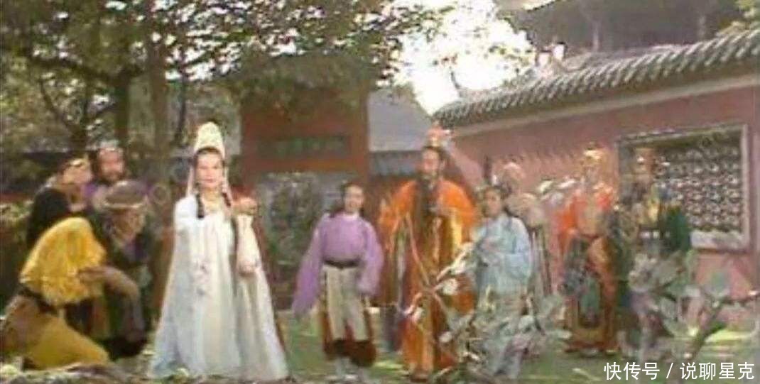 沙僧|八戒看到人参果,为啥慌忙一口吞下?沙僧说出答案