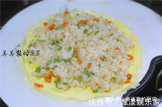 青豆|早餐不必太复杂,儿子最爱这,蒸一蒸卷一卷,比馒头省事比烧卖香