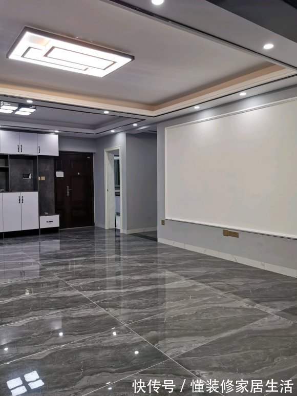 木地板|新房已入住,144平不含家具花了10万,后悔主卧阳台通铺木地板