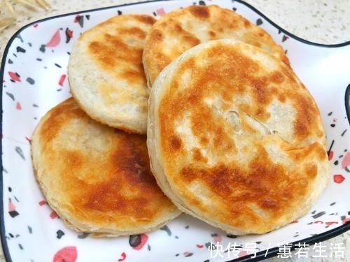 我家最爱的早餐,不发面不烫面,和点面就能做,吃着又软又香