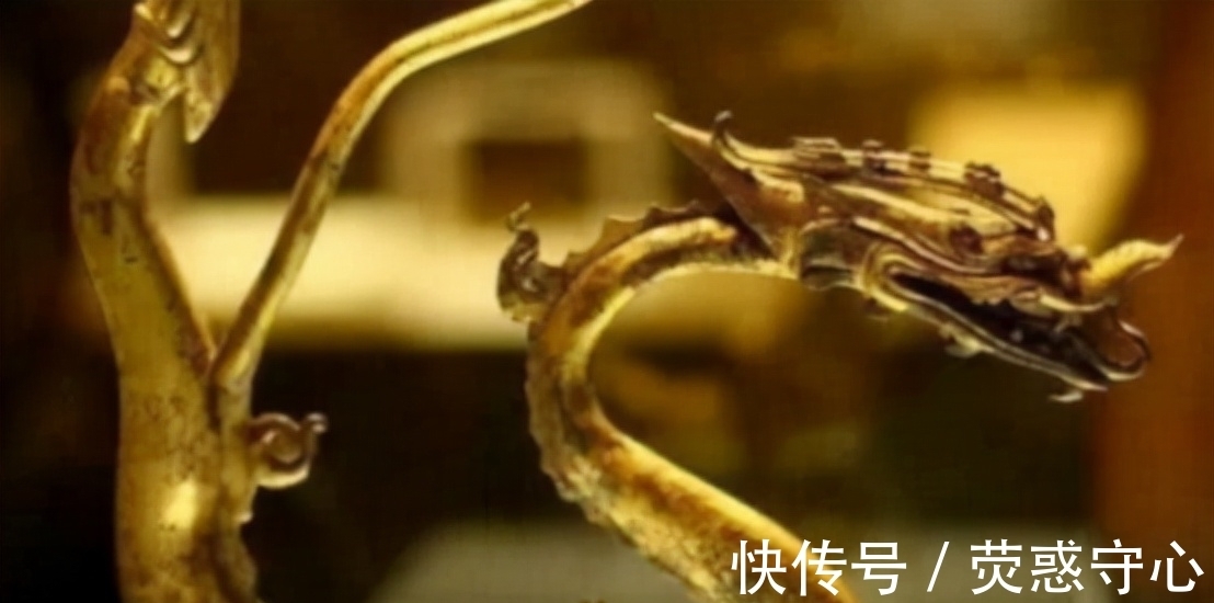 文物$村民挖出千年“金龙”,价值1000万元,为何一夜暴富后被抓了