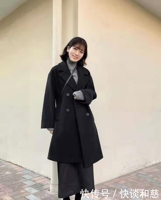 大衣＋裙子，羽绒服＋阔腿裤，2021的时髦CP