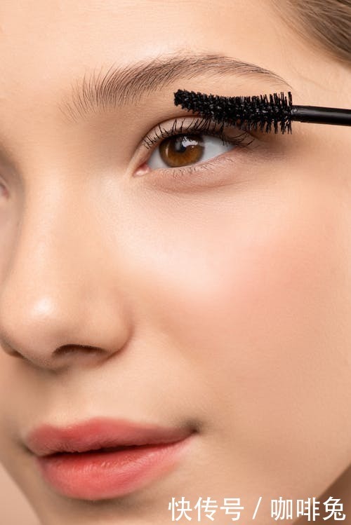 差别|和美颜中的自己最大的差别就是皮肤白了,整个人都不一样了