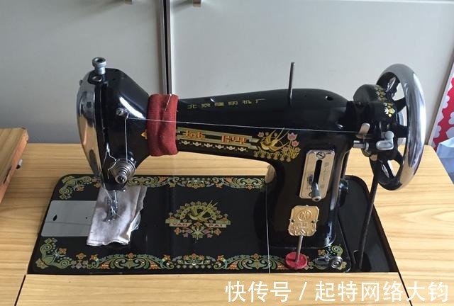 录音机|回顾 那些年代的“时髦”东西,“砖头”大哥大你可曾用过